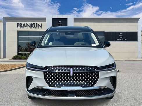 New 2026 Lincoln Nautilus Reserve AWD/4WD image 2