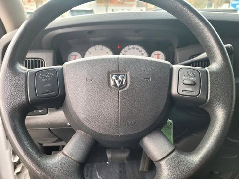 Used 2004 Dodge Ram 1500 Truck SLT image 27