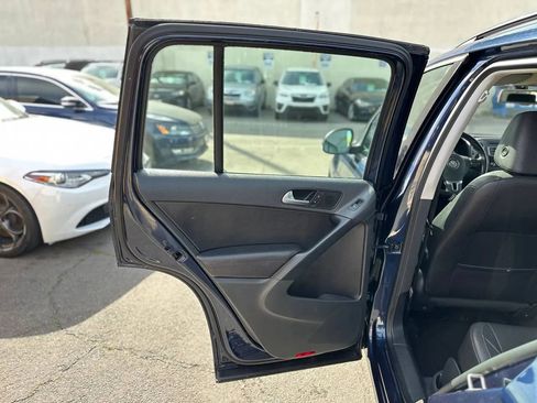Used 2016 Volkswagen Tiguan SEL image 27