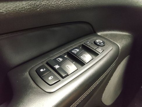 Used 2018 Jeep Grand Cherokee Limited AWD/4WD image 27