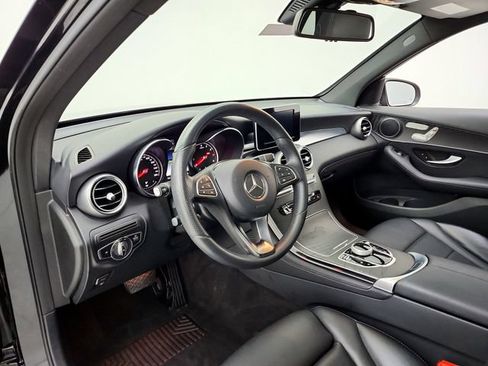 Used 2018 Mercedes-Benz GLC 300 4MATIC image 16