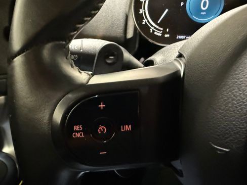 Used 2023 MINI Cooper Countryman S w/ Signature Upholstery Package image 23