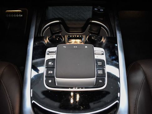 Certified 2025 Mercedes-Benz G 63 AMG 4MATIC image 28