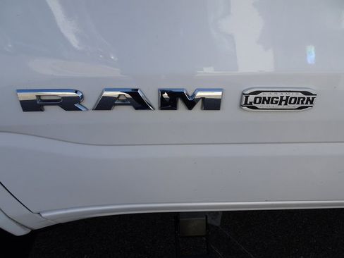 Used 2019 RAM 1500 Limited image 44
