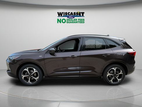 Certified 2023 Ford Escape ST-Line Elite w/ Premium Technology Package AWD/4WD image 2