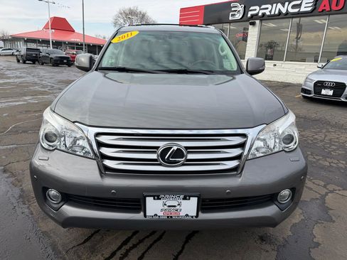 Used 2011 Lexus GX 460 Premium image 2