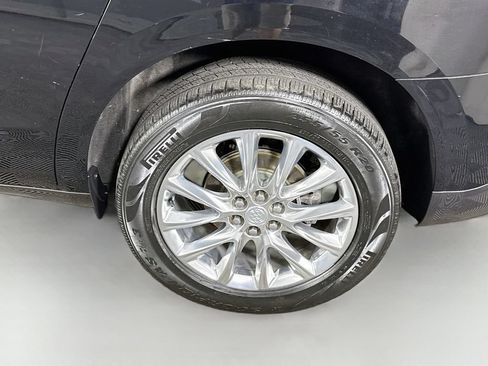 Used 2018 Buick Enclave Premium AWD/4WD image 39