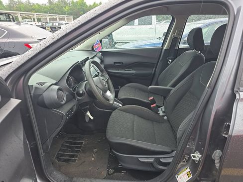 Used 2021 Nissan Kicks S FWD image 5