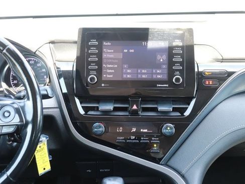 Used 2021 Toyota Camry SE FWD image 15