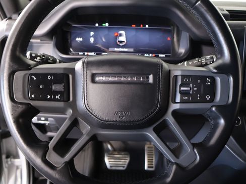 Used 2023 Land Rover Defender 110 X AWD/4WD image 3