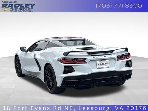 Used 2023 Chevrolet Corvette Stingray Premium Conv w/ Z51 Performance Package image 3