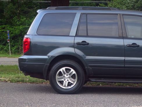 Used 2004 Honda Pilot EX image 28