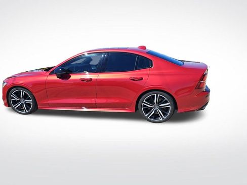 Used 2019 Volvo S60 T6 R-Design AWD/4WD image 2