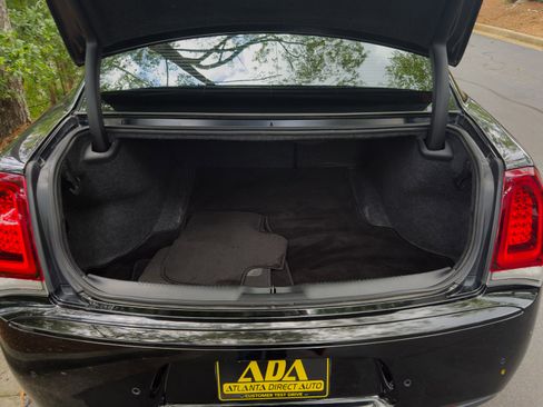 Used 2019 Chrysler 300 S w/ 300S Premium Group 2 RWD image 67
