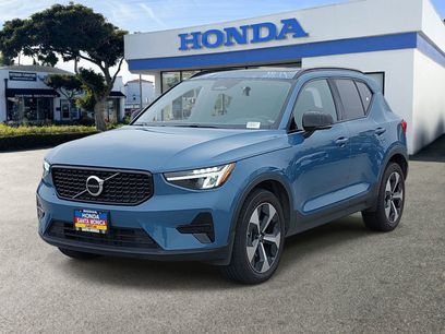 Used 2024 Volvo XC40 B5 Core
