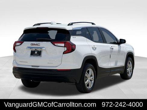 Used 2024 GMC Terrain SLE AWD/4WD image 10