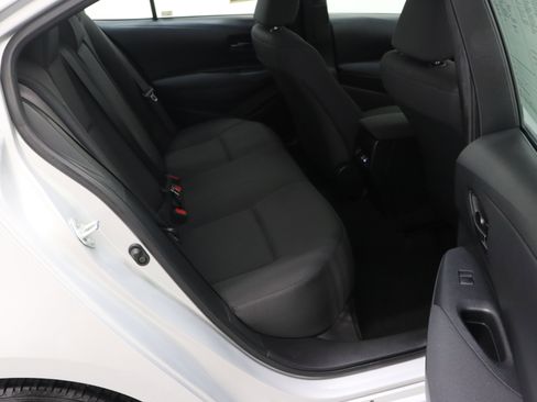 Used 2024 Toyota Corolla LE FWD image 29