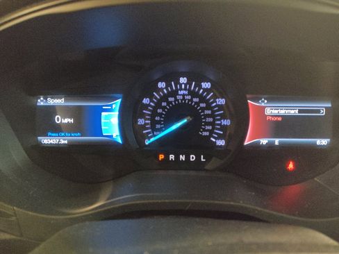 Used 2018 Ford Fusion SE w/ Equipment Group 201A FWD image 23