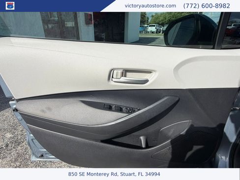 Used 2020 Toyota Corolla LE image 16