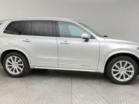 Used 2018 Volvo XC90 T6 Inscription w/ Convenience Package AWD/4WD image 9