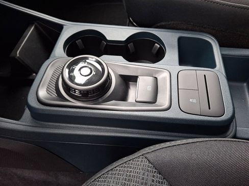 New 2025 Ford Maverick XL image 15