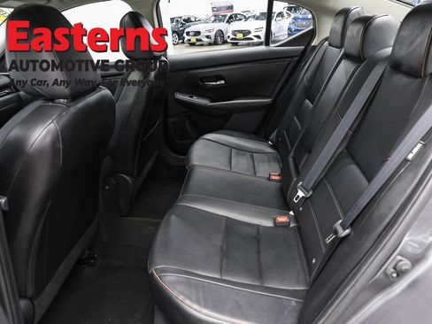 Used 2023 Nissan Sentra SR w/ SR Premium Package FWD image 22