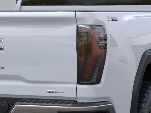 New 2026 GMC Sierra 2500 SLT image 11