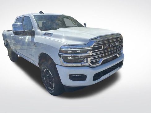 Used 2026 RAM 2500 Laramie AWD/4WD image 31