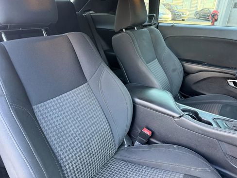 Used 2016 Dodge Challenger SXT w/ Blacktop Package image 16