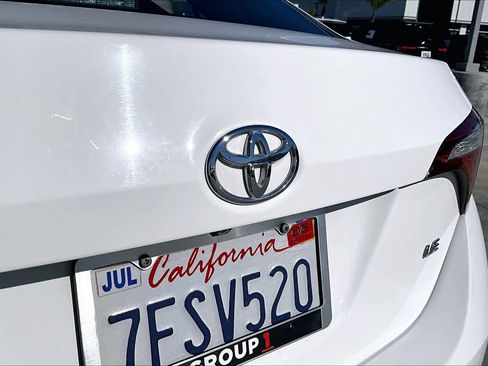 Used 2014 Toyota Corolla L image 30