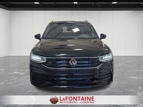Used 2024 Volkswagen Tiguan SE R-Line image 8