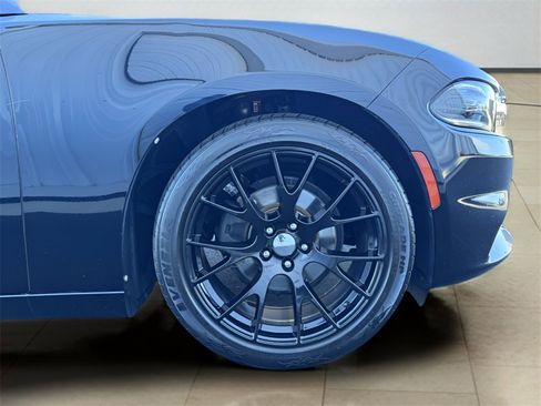 Used 2021 Dodge Charger SXT w/ Leather Interior Group image 41