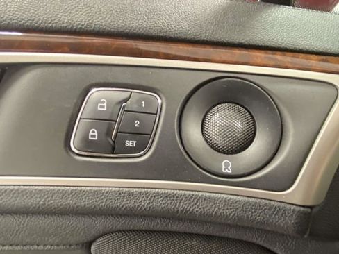 Used 2019 Lincoln MKZ Reserve w/ Reserve Plus Package image 15