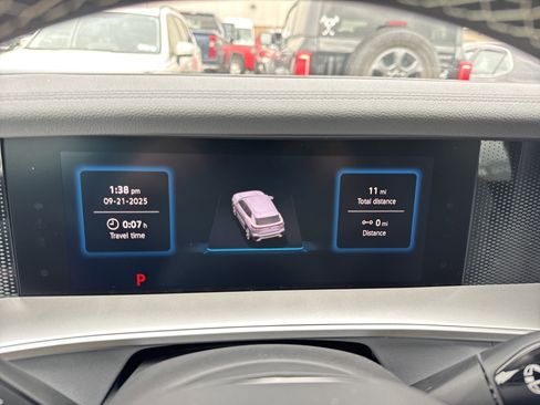 New 2025 Volkswagen Tiguan SE image 17