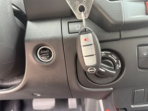 New 2025 Nissan Frontier PRO-4X w/ Interior Protection Package image 28