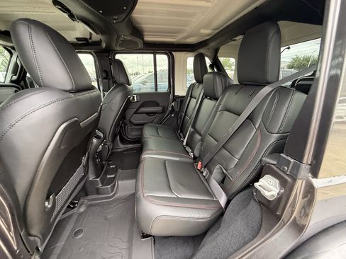 New 2026 Jeep Wrangler Unlimited Rubicon AWD/4WD image 16