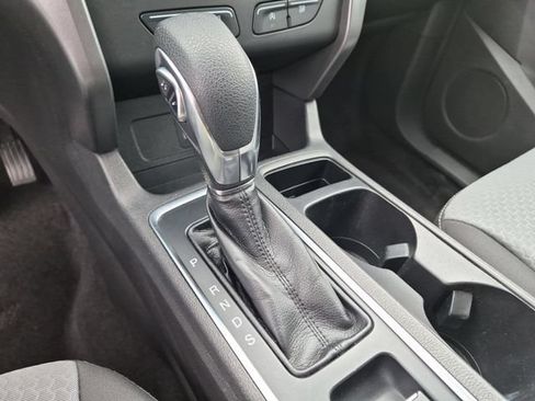 Used 2019 Ford Escape SE FWD image 9