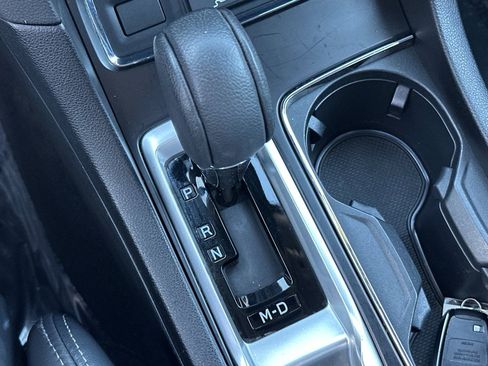 Used 2023 Subaru Ascent Limited image 19