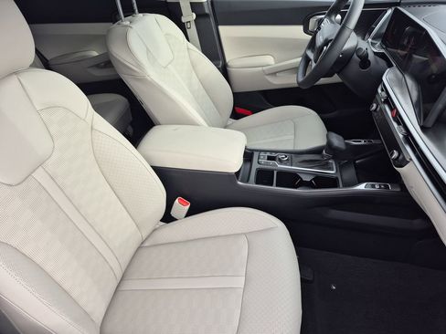 New 2026 Kia Sorento S AWD/4WD image 16