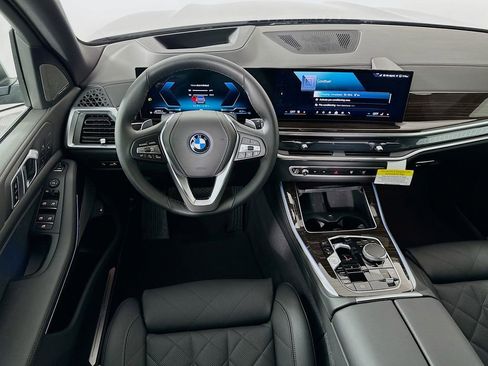 New 2026 BMW X5 xDrive50e w/ Climate Comfort Package image 19