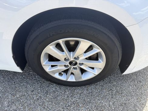 Used 2016 Kia Optima LX FWD image 7