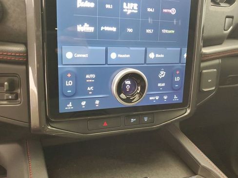 Used 2023 Ford Expedition Limited image 30