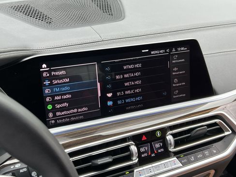 Used 2023 BMW X5 xDrive45e w/ Executive Package image 16