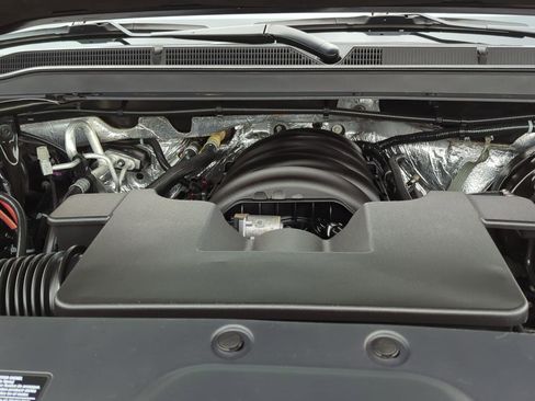 Used 2018 GMC Yukon XL Denali w/ Open Road Package image 9