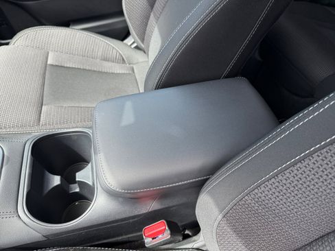 Used 2024 Subaru Outback Premium image 14