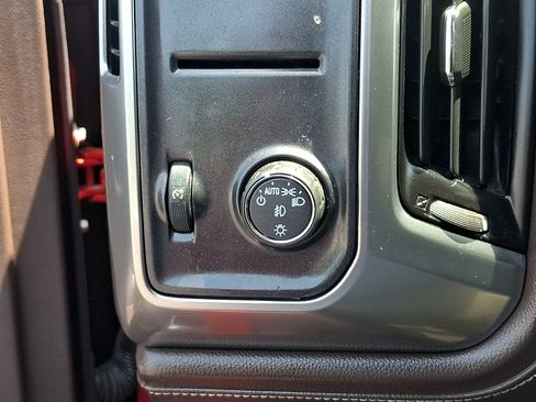 Certified 2017 Chevrolet Silverado 1500 LTZ RWD image 24