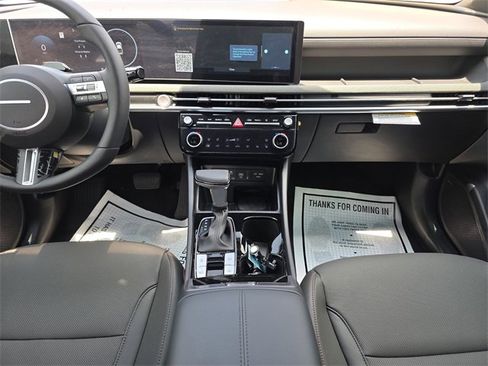 New 2025 Hyundai Santa Cruz Limited image 12
