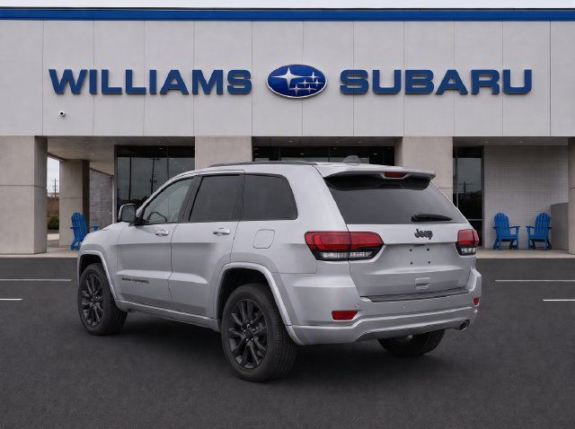 Used 2019 Jeep Grand Cherokee Altitude RWD image 3