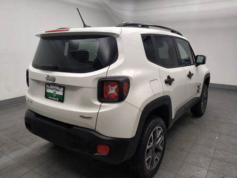Used 2015 Jeep Renegade Latitude w/ Popular Equipment Group AWD/4WD image 9