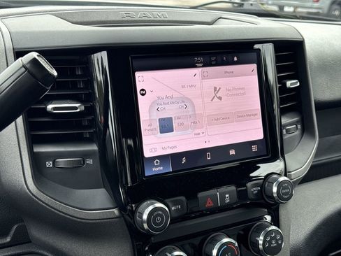 Used 2025 RAM 3500 Tradesman w/ Chrome Appearance Group image 23